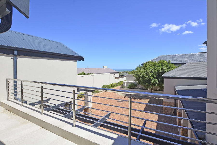 4 Bedroom Property for Sale in Atlantic Beach Golf Estate Western Cape